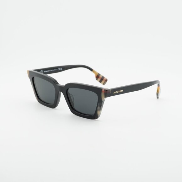 Burberry BE4392U 405587 Sunglasses Black/Vintage Check Square Frame, Grey Lenses main image 6